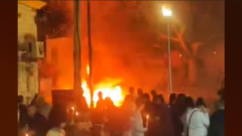 Έτρεχε για τις αυτοχέδιες φουνάρες η Πυροσβεστική - Κάηκαν αυτοκίνητα στο Ηράκλειο