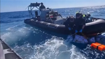 Με δύο τόνους κοκαΐνη γέμισε η θάλασσα της Σικελίας 