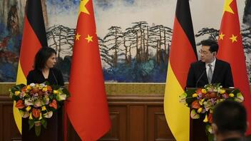 Γερμανία προς Κίνα: «Καλέστε την επιτιθέμενη Ρωσία να σταματήσει τον πόλεμο»