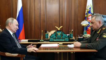 Βλαντιμίρ Πούτιν: Συζητά με τον Σοϊγκού για τις ασκήσεις του Στόλου