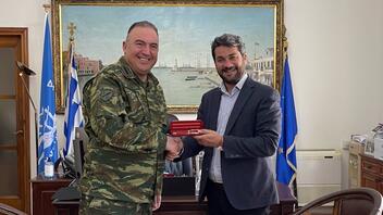 Στον Δήμαρχο Χανίων ο νέος Διοικητής του Πεδίου Βολής Κρήτης