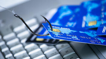 Πιστωτική κάρτα: Μέσα σε μόλις 6 δευτερόλεπτα μπορούν να κλέψουν το PIN σας