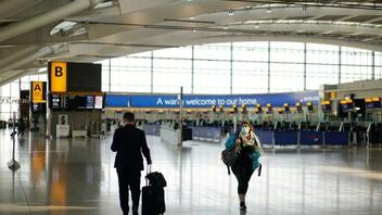 Βρετανία - Αεροδρόμια: Επανήλθαν οι ηλεκτρονικές πύλες ελέγχου μετά την βλάβη