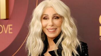 H Cher γιορτάζει τα 77 της και αναρωτιέται πότε θα νιώσει μεγάλη
