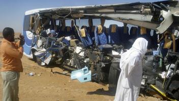 Αίγυπτος: 25 νεκροί και 23 τραυματίες μετά από σύγκρουση λεωφορείου με φορτηγό