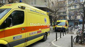 Σοκ στη Θεσσαλονίκη: Γιατρός αυτοπυρπολήθηκε έξω από το σπίτι του