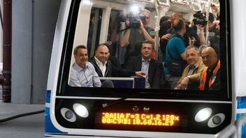 Στην πρώτη δοκιμαστική λειτουργία του Μετρό στη Θεσσαλονίκη ο Κυριάκος Μητσοτάκης