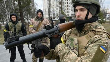 Τα ουκρανικά στρατεύματα κερδίζουν εδάφη στις πτέρυγες του μετώπου του Μπαχμούτ