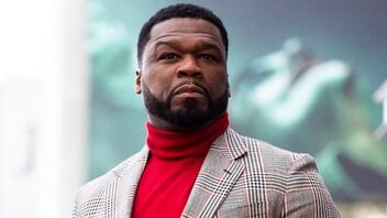  Μπελάδες για τον 50 Cent: Τον μηνύει γυναίκα που τραυματίστηκε από μικρόφωνο που πέταξε ο ράπερ