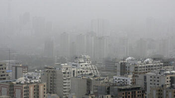 Καταιγίδες σκόνης στο Ιράν – 1.000 άτομα νοσηλεύονται σε νοσοκομεία