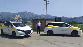 Υπερσύγχρονα ηλεκτροκίνητα οχήματα παρέλαβε ο Δήμος Οροπεδίου Λασιθίου