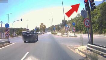 Βίντεο σοκ: Αγροτικό στην Κρήτη παραβιάζει κόκκινο φανάρι με ιλιγγιώδη ταχύτητα!