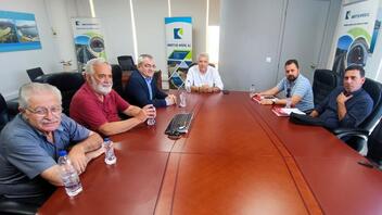 Συνάντηση του Διευθύνοντα Συμβούλου του Ο.Α.Κ., κ. Άρη Παπαδογιάννη με τον Ευρωβουλευτή του Κ.Κ.Ε. κ. Κώστα Παπαδάκη και υποψήφιους βουλευτές
