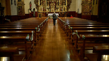 Ισπανική Καθολική Εκκλησία: Ταυτοποιούνται εκατοντάδες ύποπτοι ως κακοποιητές παιδιών σε διάστημα 80 ετών
