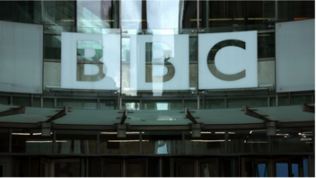  BBC: Δεύτερη καταγγελία για τον παρουσιαστή - «Με πίεζε να συναντηθούμε»