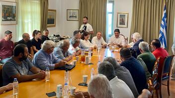 Συνάντηση Αυγενάκη με εκπροσώπους Συλλόγων Επαγγελματιών Αλιέων Κρήτης 