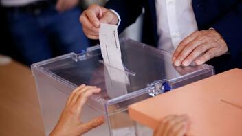 Ισπανία-Εκλογές: Πρώτο το Σοσιαλιστικό Κόμμα με 32.8%