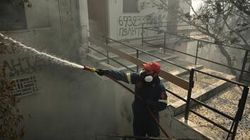 Φωτιές - Δήμος Σαρωνικού: Ανακοίνωσε φιλοξενία κατοίκων που εγκατέλειψαν τα σπίτια τους