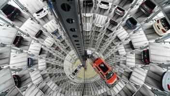 Η Κίνα «εξελίσσεται σε υπερδύναμη της αυτοκινητοβιομηχανίας»