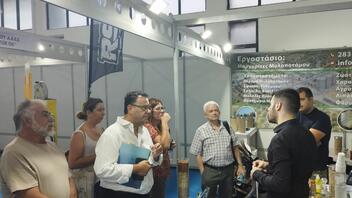 Περιοδεία κλιμακίου της ΤΕ Ηρακλείου του ΚΚΕ στην Παγκρήτια Αγροκτηνοτροφική Έκθεση Αρκαλοχωρίου