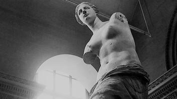 Αφροδίτη της Μήλου: Η πολύμηνη "οδύσσεια" του αγάλματος στο αμπάρι ενός πλοίου