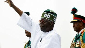 Νιγηρία: Ο πρόεδρος Τινούμπου ζητάει την άδεια της Γερουσίας για να εισβάλει στον Νίγηρα
