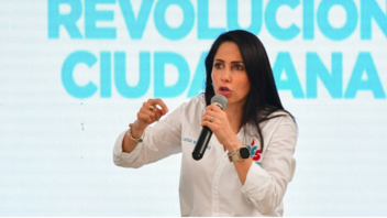  Ισημερινός: Η υποψήφια της αριστεράς παραμένει μπροστά στις δημοσκοπήσεις μετά τη δολοφονία υποψηφίου φαβορί