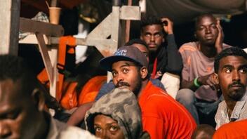 Βρετανία: Αριθμός ρεκόρ αιτούντων άσυλο που περιμένουν απόφαση των βρετανικών αρχών 