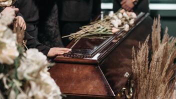 Θάφτηκε 2 χρόνια μετά τον θάνατό του επειδή η οικογένεια περίμενε την ανάστασή του