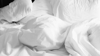 Ο ακανόνιστος ύπνος επηρεάζει το μικροβίωμα του εντέρου, σύμφωνα με νέα μελέτη