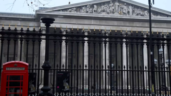 Παραιτήθηκε ο διευθυντής του Βρετανικού Μουσείου