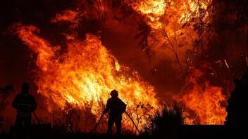 Πυρκαγιές στην Πορτογαλία, σε συναγερμό η Ισπανία