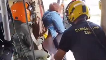 Κακοκαιρία Daniel – Καρδίτσα: Συγκλονιστικές εικόνες από τη διάσωση εγκλωβισμένων με ελικόπτερα 