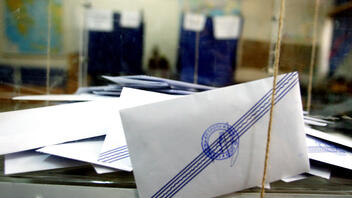 Προχωράει ομαλά η εκλογική διαδικασία στην Κρήτη