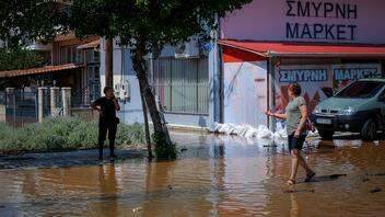 Φονική θεομηνία στη Θεσσαλία: Ανυπολόγιστες οι καταστροφές - Ολονύχτιες επιχειρήσεις