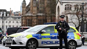 Αντιτρομοκρατική επιχείρηση στο Λονδίνο για τη σύλληψη 21χρονου υπόπτου