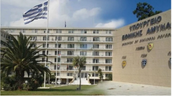 Διευκρινίσεις για την άδεια χρήσης ελληνικών εγκαταστάσεων από τις ΗΠΑ