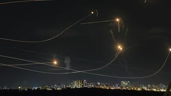 Με αύξηση των βομβαρδισμών στη Γάζα προετοιμάζει το Ισραήλ τη χερσαία εισβολή