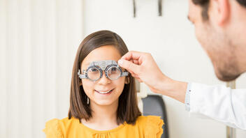 Οφθαλμίατροι: Σοβαρά προβλήματα όρασης σε όλες τις ηλικίες
