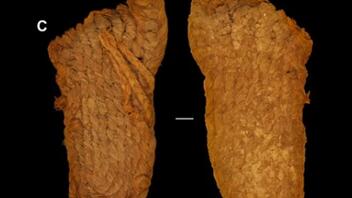 Βρέθηκαν σανδάλια ηλικίας έξι χιλιάδων ετών