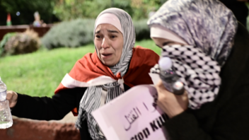 Επίθεση με χημικά στους διαδηλωτές έξω από την Ισραηλινή πρεσβεία    