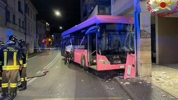Ιταλία: Νέο ατύχημα με λεωφορείο στη Βενετία