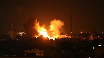 "Κόλαση" στη Γάζα: Το Ισραήλ επεκτείνει απόψε τις χερσαίες επιχειρήσεις
