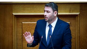  Ανδρουλάκης: «Η “επιτελική” κυβέρνηση δεν είναι αποτελεσματική αλλά πελατειακή»