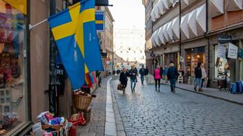 Σουηδία: Η κυβέρνηση απειλεί με απέλαση τους μετανάστες που δεν ζουν "εντίμως"