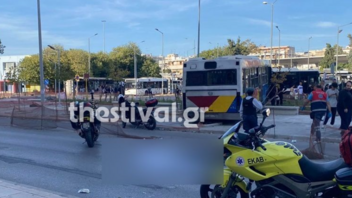 Θεσσαλονίκη: Λεωφορείο παρέσυρε και σκότωσε γυναίκα με μηχανάκι στη Μοναστηρίου