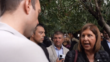 Κασσελάκης: Ο έντονος διάλογος με διαδηλώτρια και οι εξηγήσεις