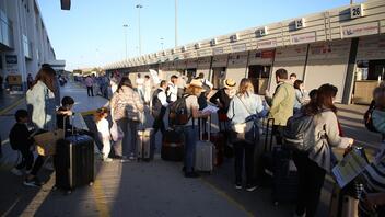 Το "θαύμα" του ελληνικού τουρισμού το 2023: Η αναφορά στο αεροδρόμιο του Ηρακλείου