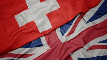 Βρετανία και Ελβετία υπογράφουν νέα συμφωνία για τις χρηματοοικονομικές υπηρεσίες μετά το Brexit