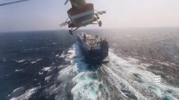 Ερυθρά Θάλασσα: Μετά τη Maersk και η Hapag-Lloyd αναστέλλει τις διελεύσεις πλοίων της